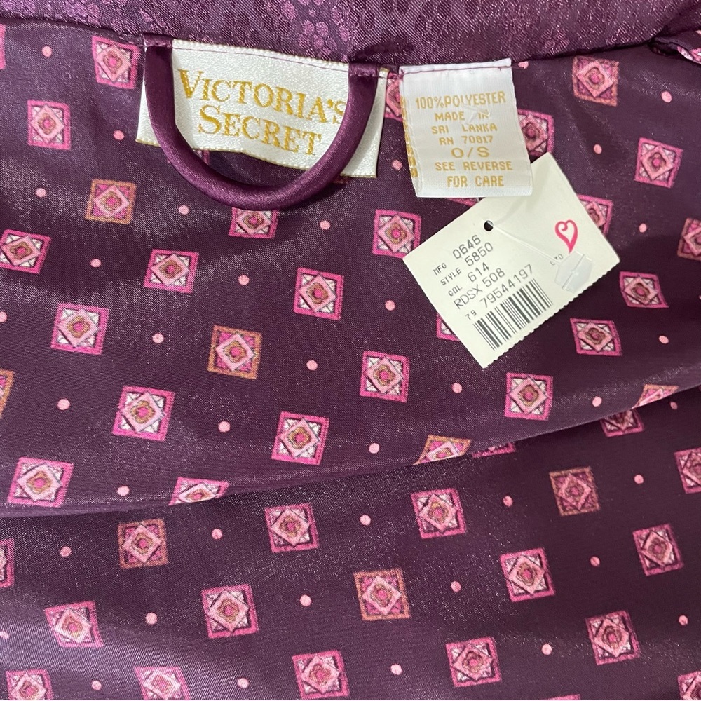 Vintage Victorias Secret Robe Womens One Size O/S Sleepwear Belt Burgundy new. - Picture 7 of 8